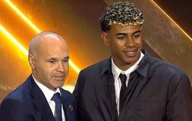 ESPN：帕奎塔冬窗可能将留在西汉姆，但想在世界杯后离队